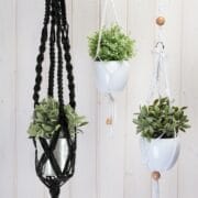 Hoooked Zpagetti Macrame Plant Hanger Kit Black