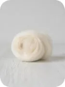 DHG Blue Faced Leicester Roving 1kg