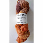 Hand Dyed Merino Wool 8 Ply 100g - Falling Leaves