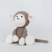 Hoooked Crochet Kit Mace Monkey