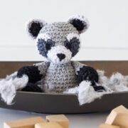 Hoooked Crochet Kit Ricky Raccoon