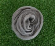 wow-natural-wool-top-oatmeal-blue-faced-leicester-top-28699661402155_57d7a4a4-5082-4c71-a4a7-ba28d7c22c82