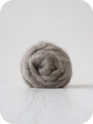 DHG Yak Roving Natural Grey 100g