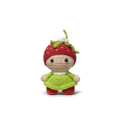 Circulo Too Cute Strawberry Crochet Kit