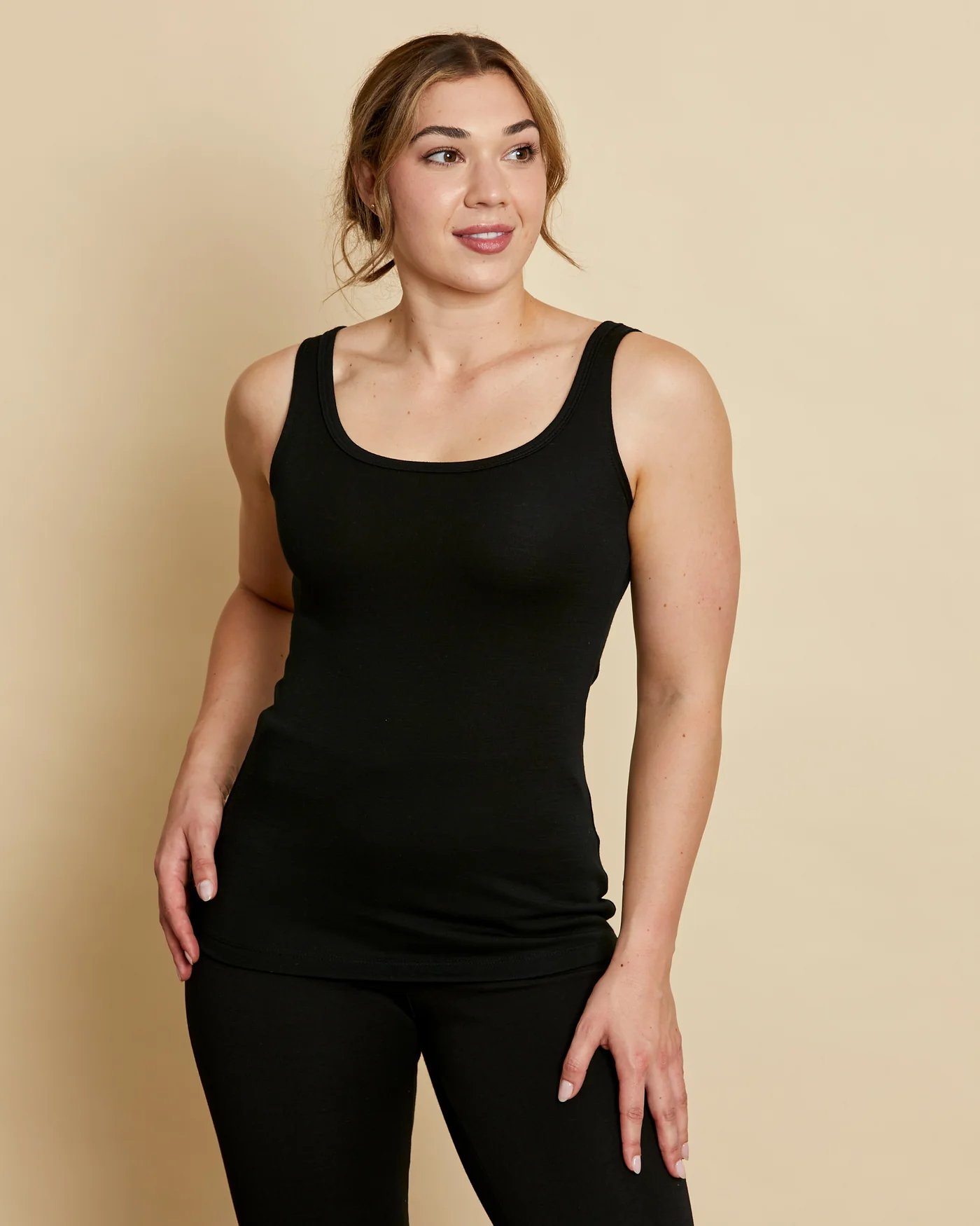 W005-womens-singlet-black-woolerina_2_1400x1750