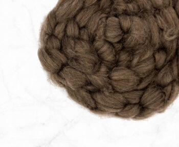 De-haired Yak Roving 100g - Natural Light Brown