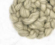 Faroe Island Wool Roving 100g Light Grey