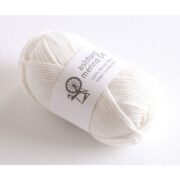 Ashford 100% Merino DK Superwash 50g Snow