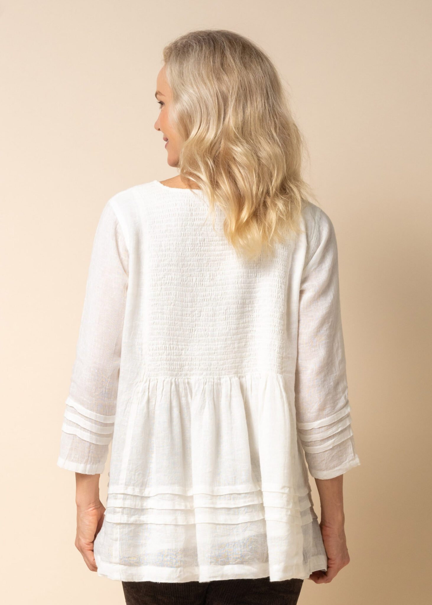 AIM3032W-14copy_71550621-effb-437b-94c2-0d6878d4bb8f