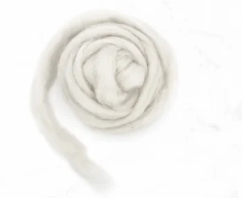 Carded Corriedale Sliver 100g - Chalk