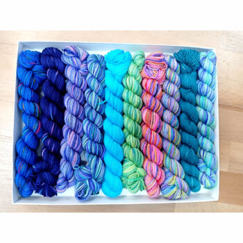 Koigu Pencil Box KPPPM - Peacock