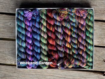 Koigu Pencil Box KPPPM - Weekend Garden