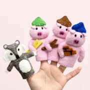 The Three Little Pigs Wool Finger Puppet Set