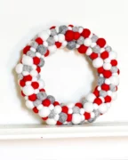 felt-wreaths-3