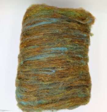 Hand Carded Corriedale Wool Batt 100g - Mountain River